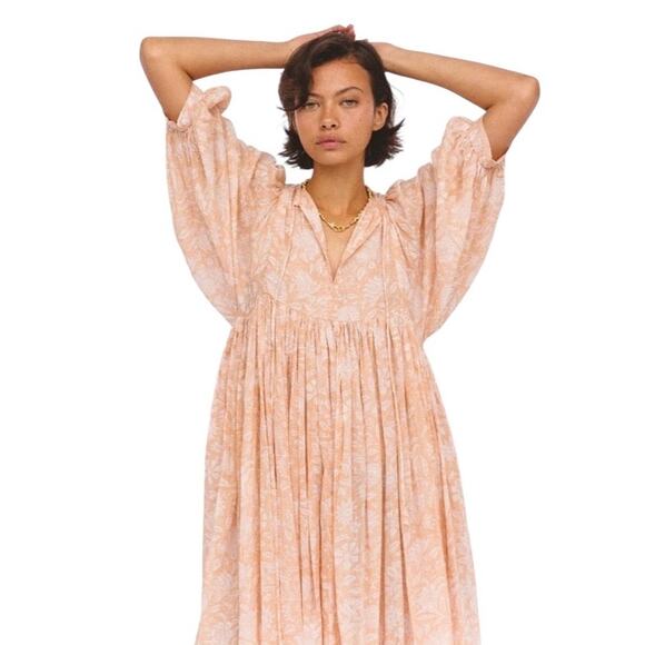 Daughters of India Dresses & Skirts - Daughters of India Kyra Maxi Dress Apricot Size XL Floral Boho Romantic